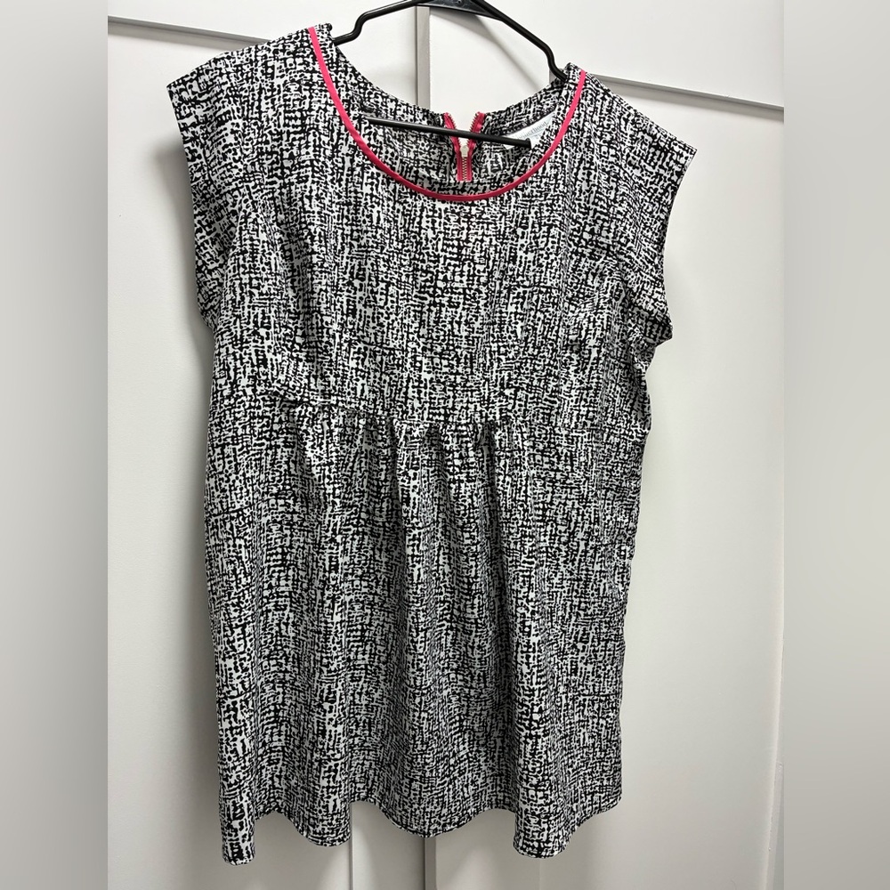 Motherhood Maternity Black and White Textured Blouse